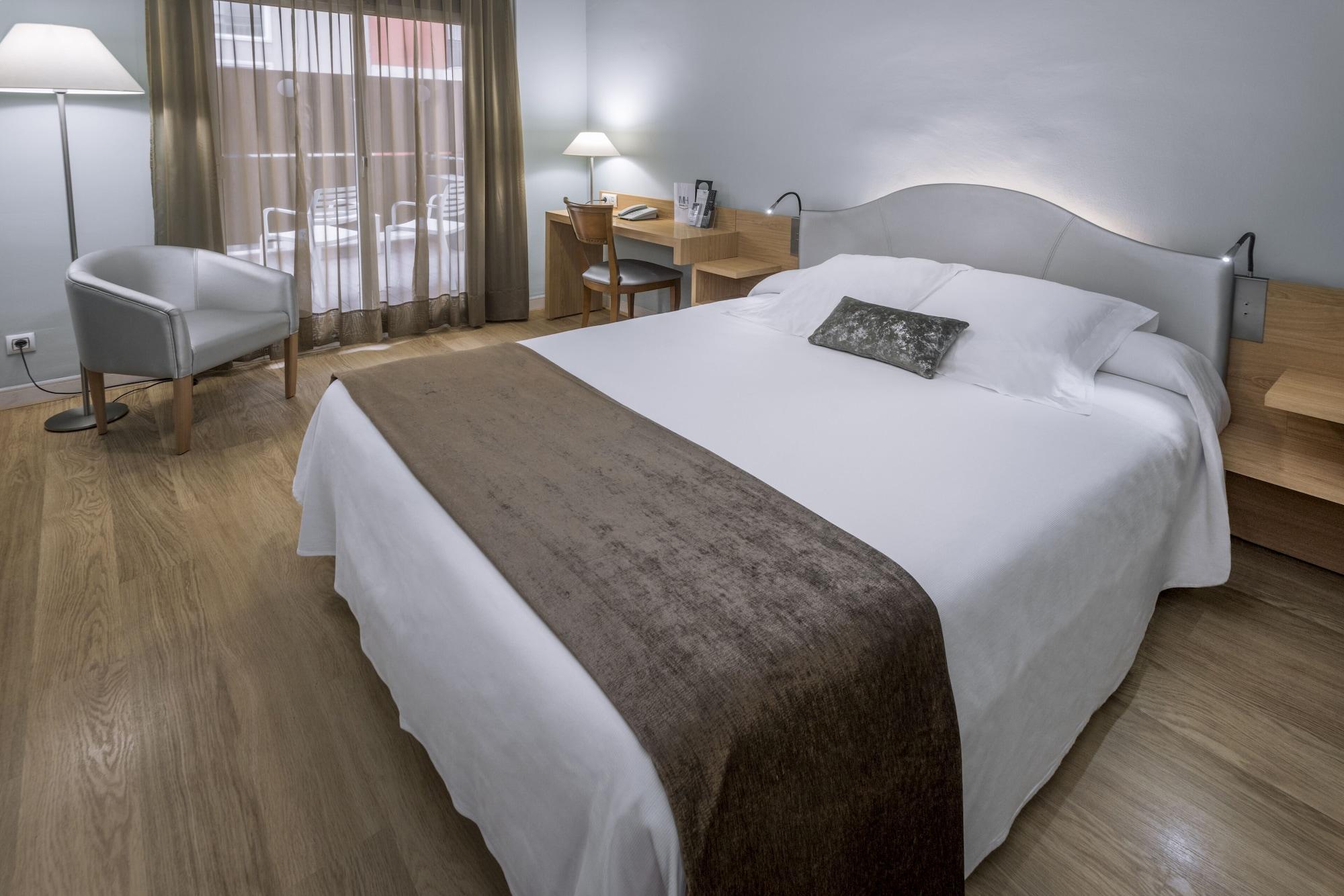 קמברילס Monica Hotel מראה חיצוני תמונה
