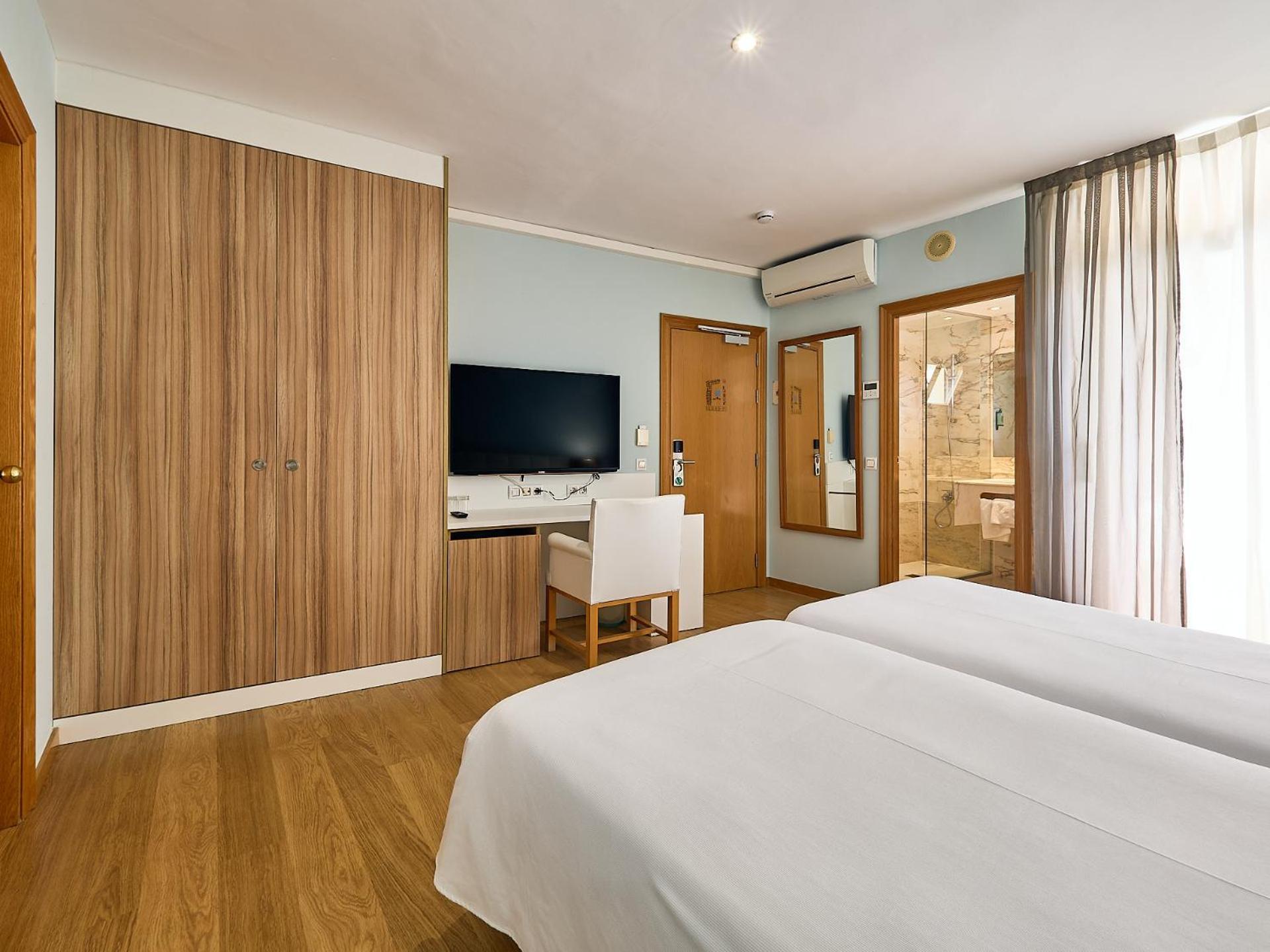 קמברילס Monica Hotel מראה חיצוני תמונה